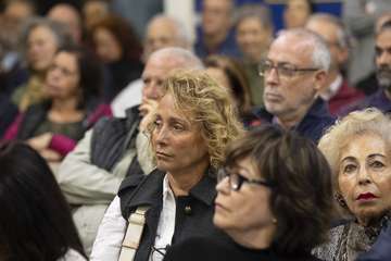 El Cabildo ratifica su compromiso de preservar la Memoria Histórica en la presentación del libro 'Héroes de chabola'/TA.